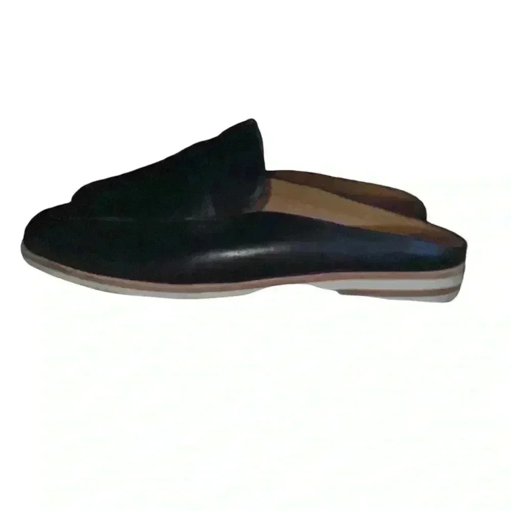 Gentle Souls by Kenneth Cole black leather mule loafers size 6 buttery soft